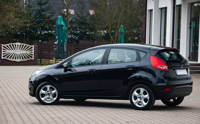 Ford Fiesta cena 17900 przebieg: 195000, rok produkcji 2008 z Jelcz-Laskowice małe 631